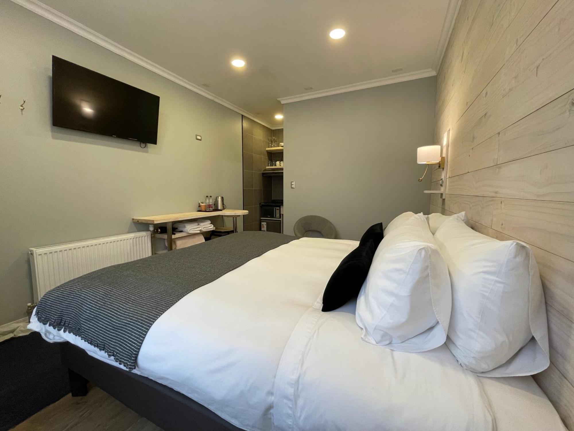 Hostal Boutique Puerta Roja Пунта-Аренас Экстерьер фото
