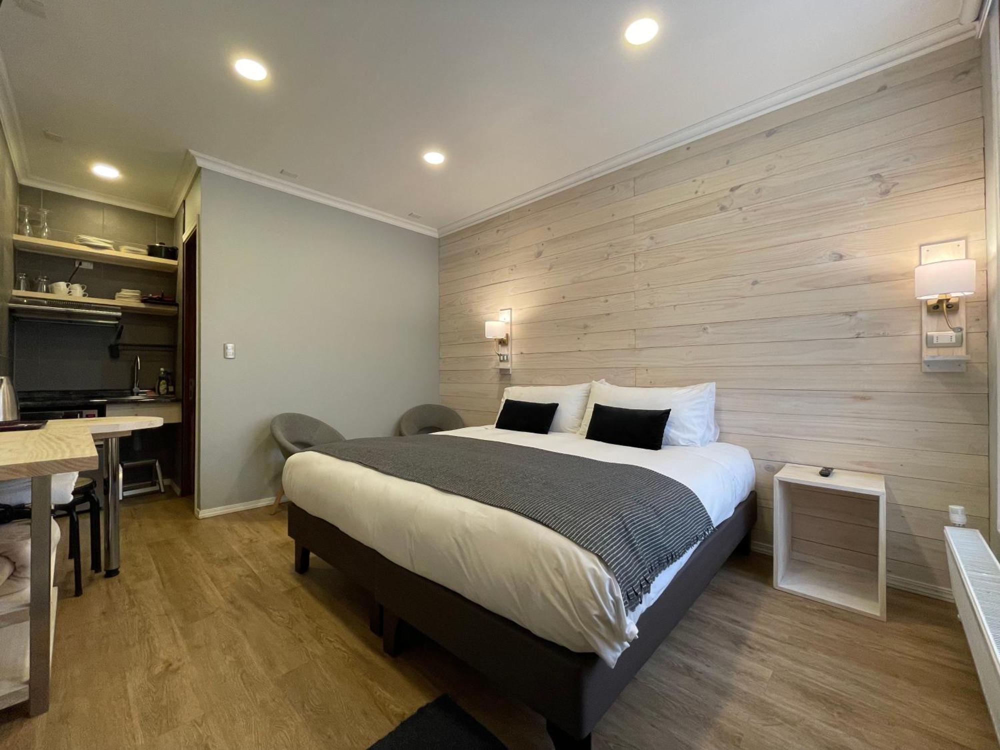 Hostal Boutique Puerta Roja Пунта-Аренас Экстерьер фото