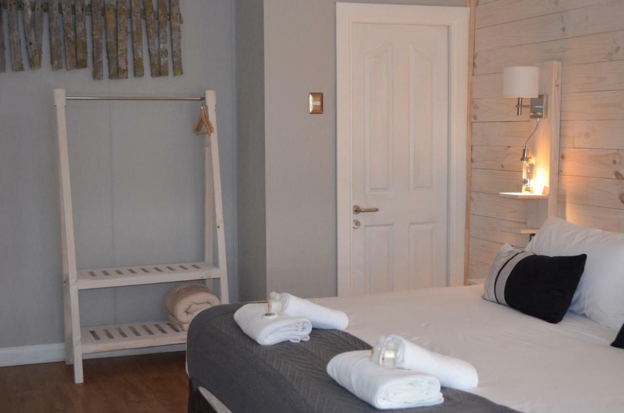 Hostal Boutique Puerta Roja Пунта-Аренас Экстерьер фото